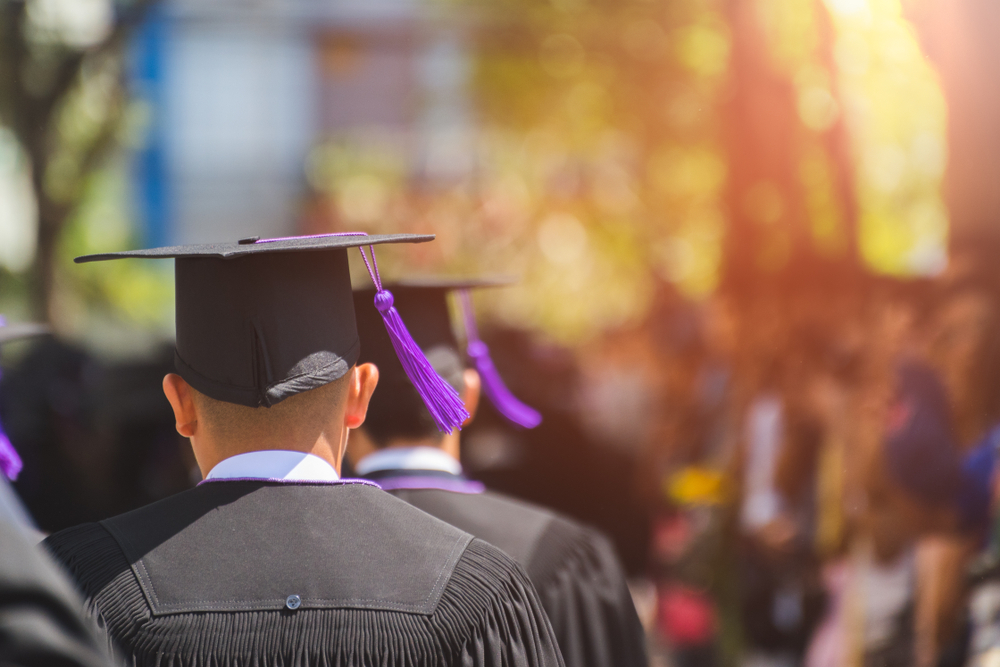 Senior Graduation Pictures: The Experience 