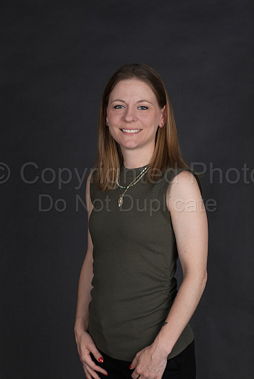 Sigourney Headshot